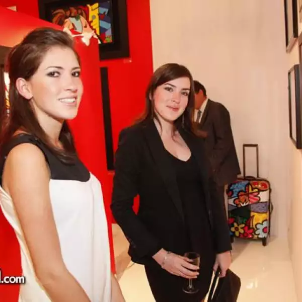 Alina y Greta de Nova