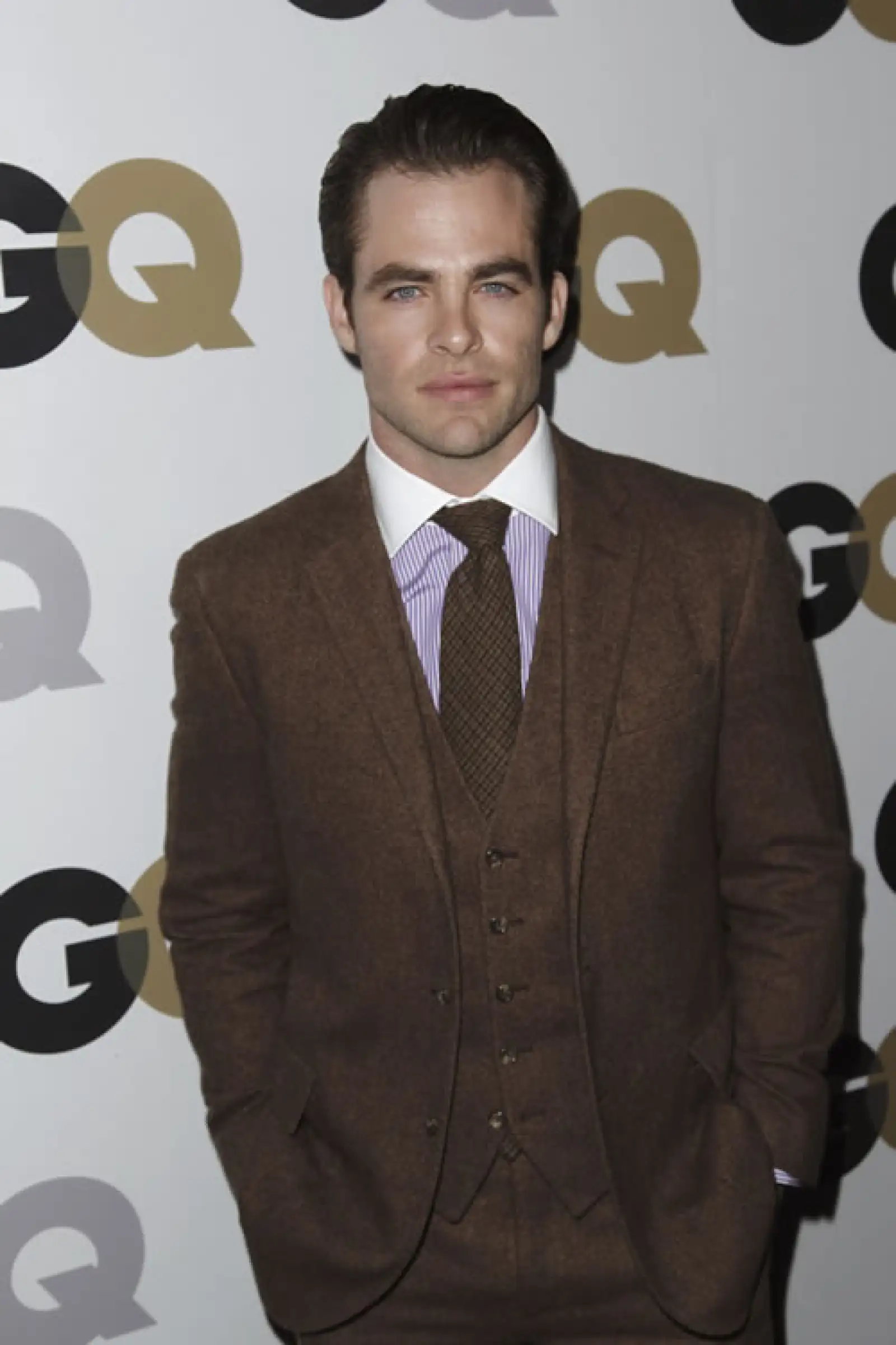 Chris Pine en la premiación del Hombre del Año de GQ.