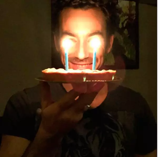 Aarón Díaz está celebrando en Italia.