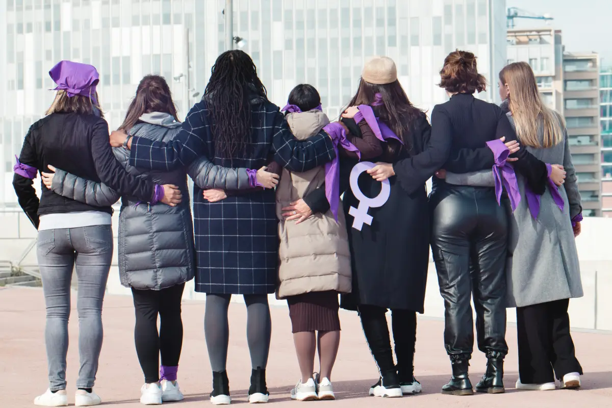 Sororidad entre mujeres