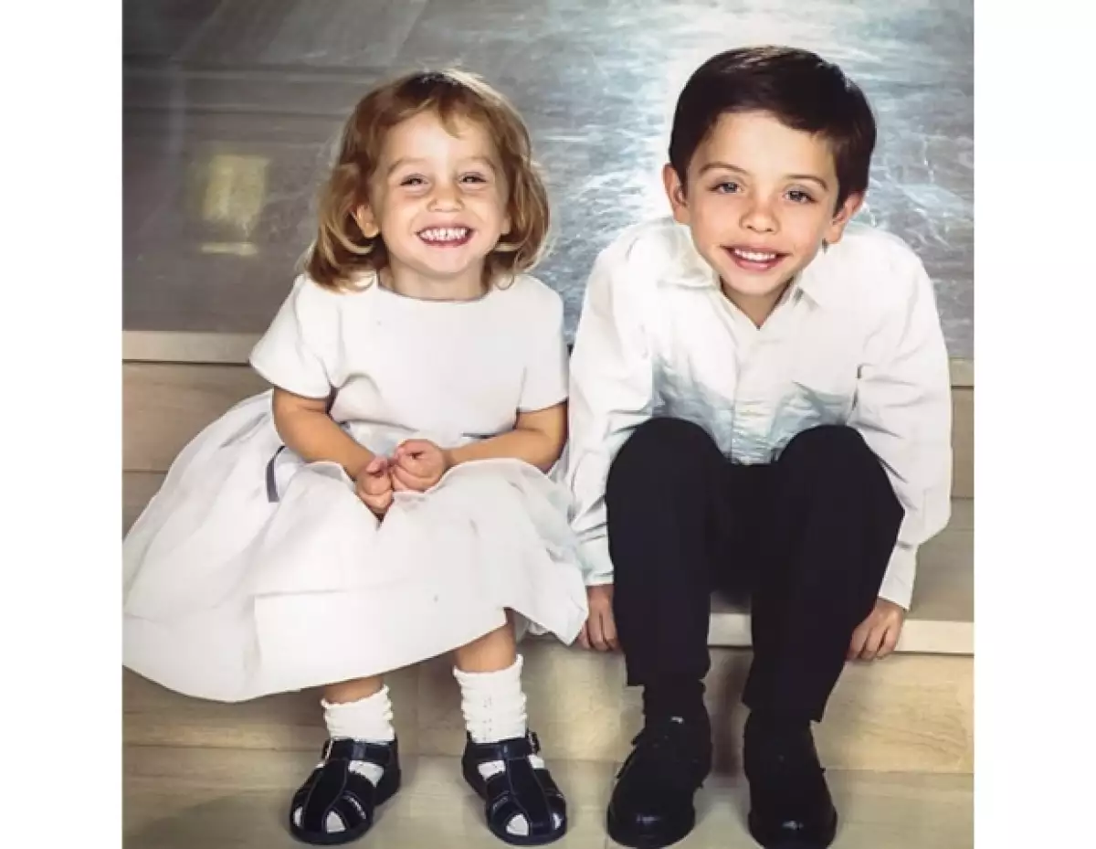 Rania aprovecha los Throwback Thursdays para subir a Instagram fotos de sus hijos cuando eran más pequeños. Esta imagen es de 1999.