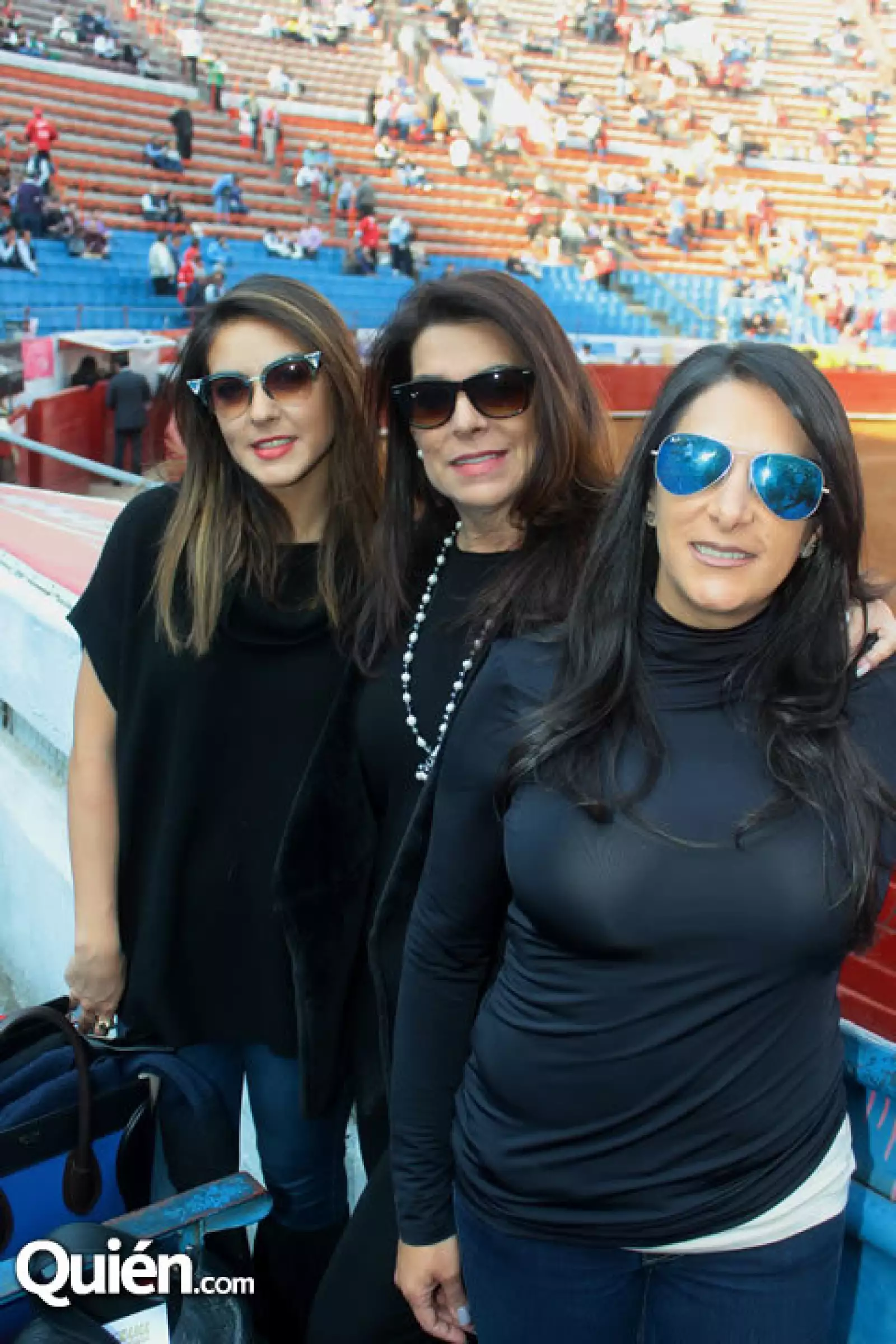 Lola Villegas,Leticia Leal y Victoria Kamaji