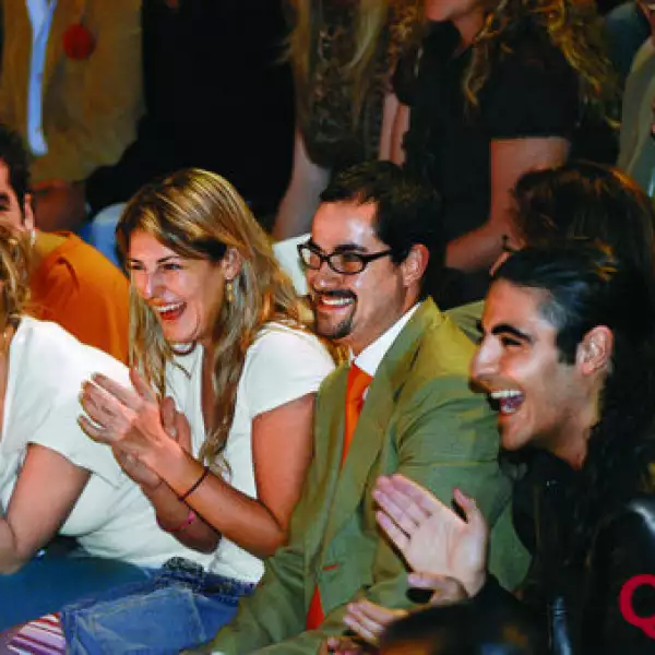 Stephanie Gil, Deborah Vertiz, Juan Cristobal Salinas