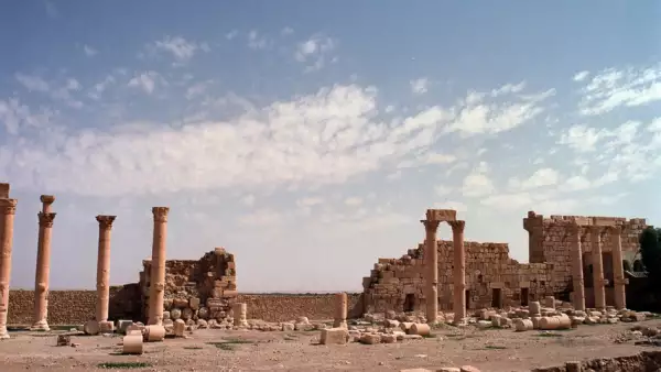 ISIS tomó el control de Palmira en mayo, un lugar nombrado Patrimonio de la Humanidad de la UNESCO y que data de hace 2,000 años y que este lunes sufrió un ataque