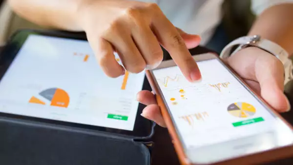 Gana por volatilidad.