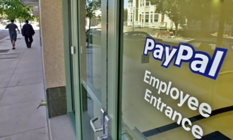 PayPal rutinariamente congela los fondos por 21 días si cree que hay un riesgo de fraude. (Foto: AP)