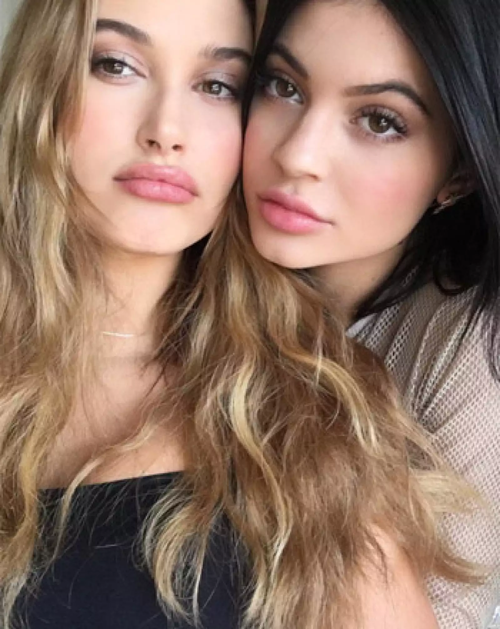 Hailey Baldwin y Kylie Jenner