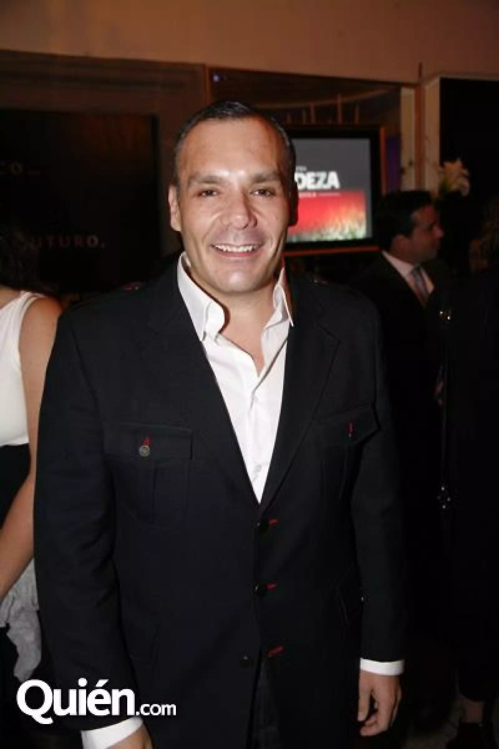 Tributo a nuestra grandeza