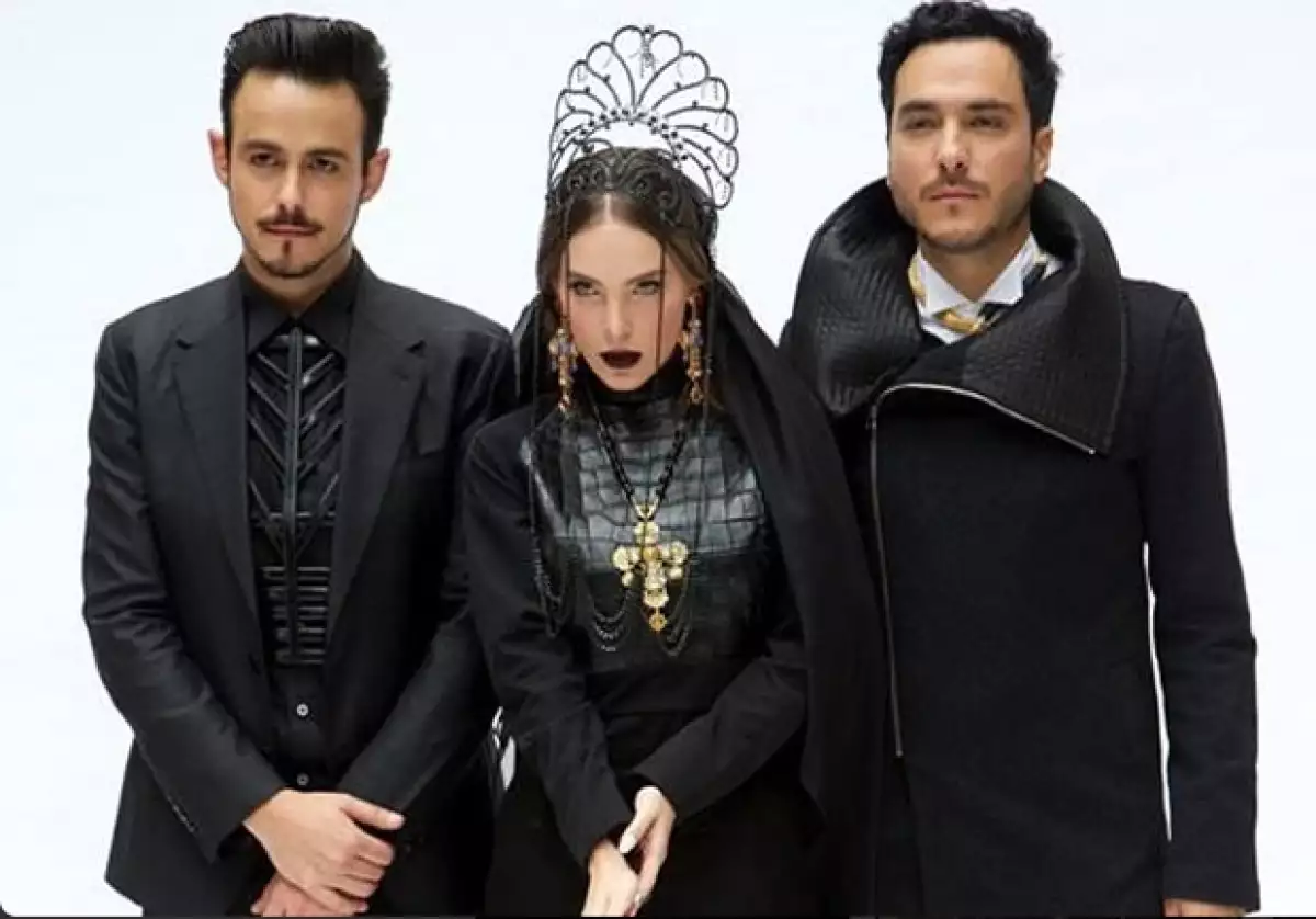 Belinda con Billy y Rodrigo de Motel.