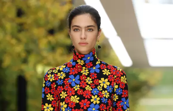 Foto de Loli Bahia en una pasarela de Celine Spring/Summer 2026, en Paris Fashion Week.