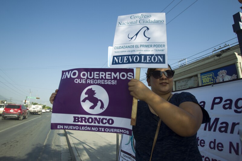 Cuestionan irregularidades en las firmas del Bronco