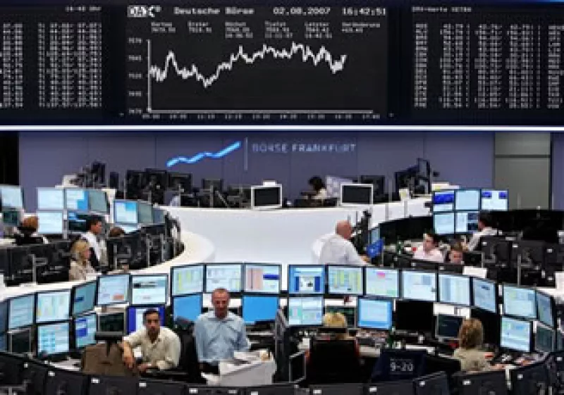 Analistas dijeron que el descenso fue técnico y que la tendencia alcista sigue intacta. (Foto: AP)