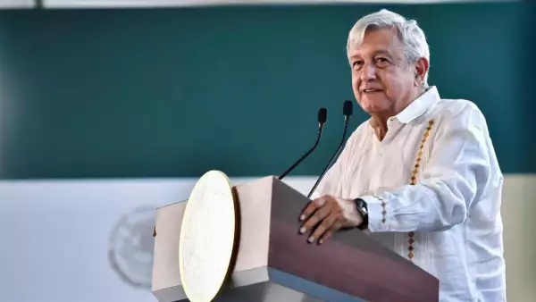 AMLO a Slim