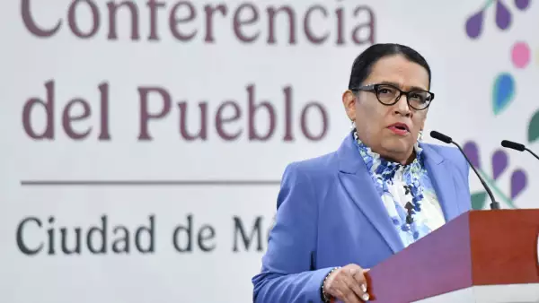 Rosa Icela Rodríguez llama a revisar la 'ley censura' en Puebla 