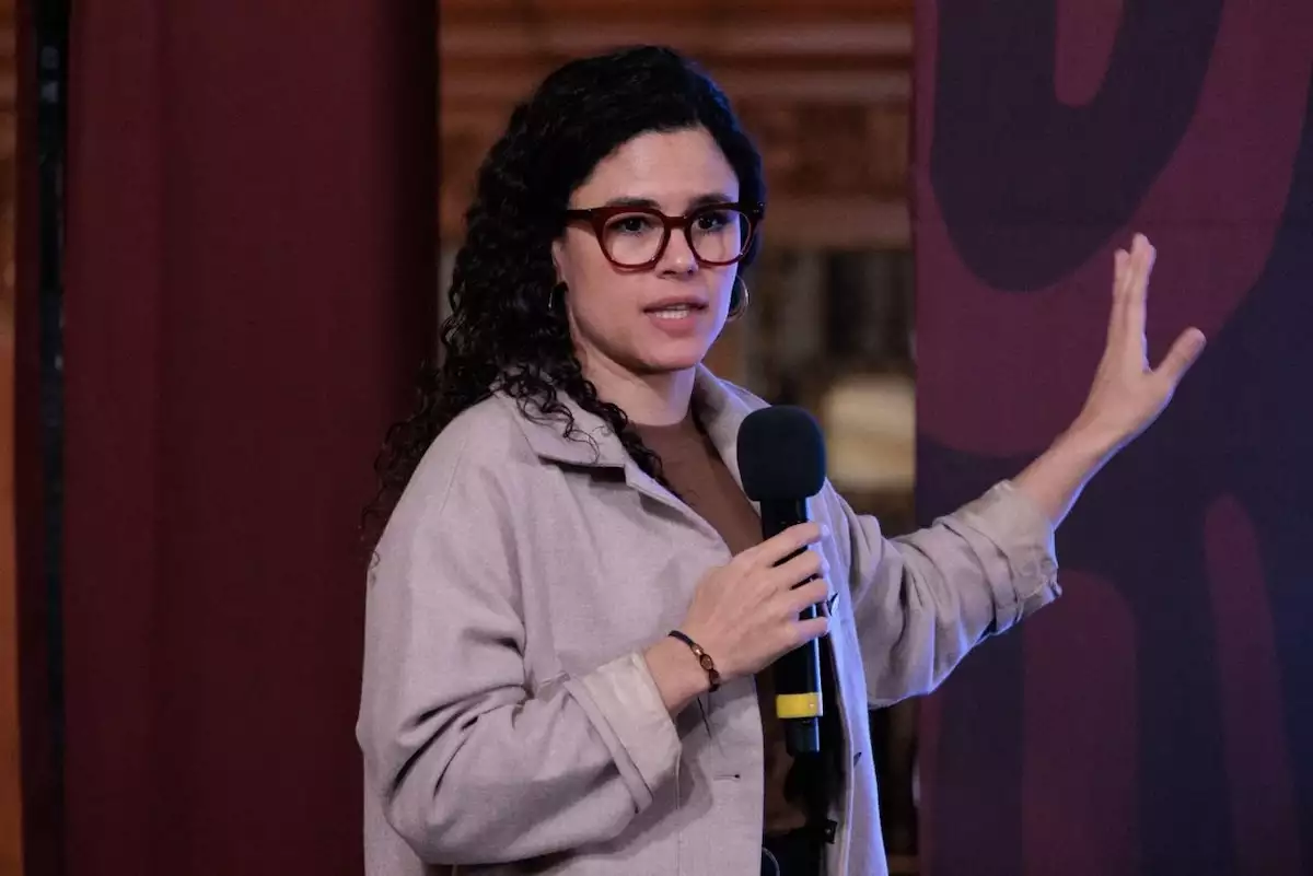 Luisa María Alcalde
