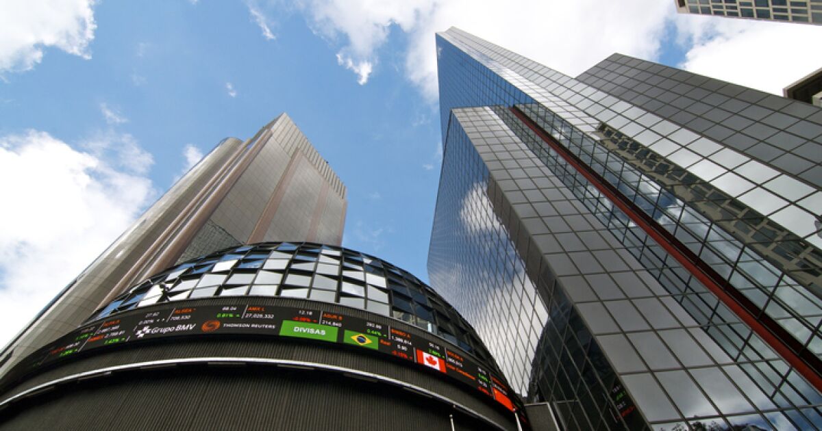 What shares of the Mexican Stock Exchange are most attractive to invest in 2022?