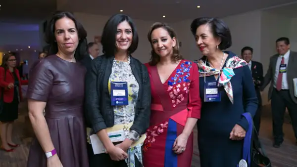 Personajes como Carlos Slim, Claudia Ruiz Massieu y Margarita Zavala dieron importantes pláticas sobre el empoderamiento de la mujer.