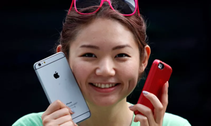 El iPhone 6 tendrá un costo incial en EU de 649 dólares. (Foto: Reuters)