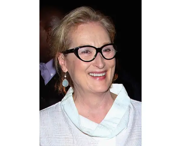 La mejor forma de colarse a una boda si eres famoso, es hacerlo con clase, y Meryl Streep sabe cÃ³mo hacerlo muy bien.