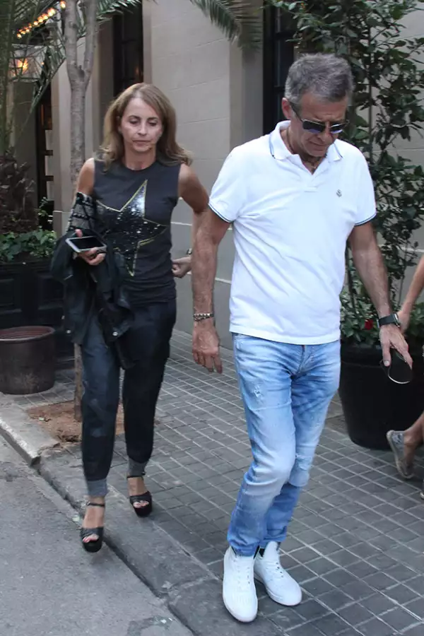 Los padres de Piqué también asistieron al desayuno, sin embargo, el defensa español no estuvo presente.