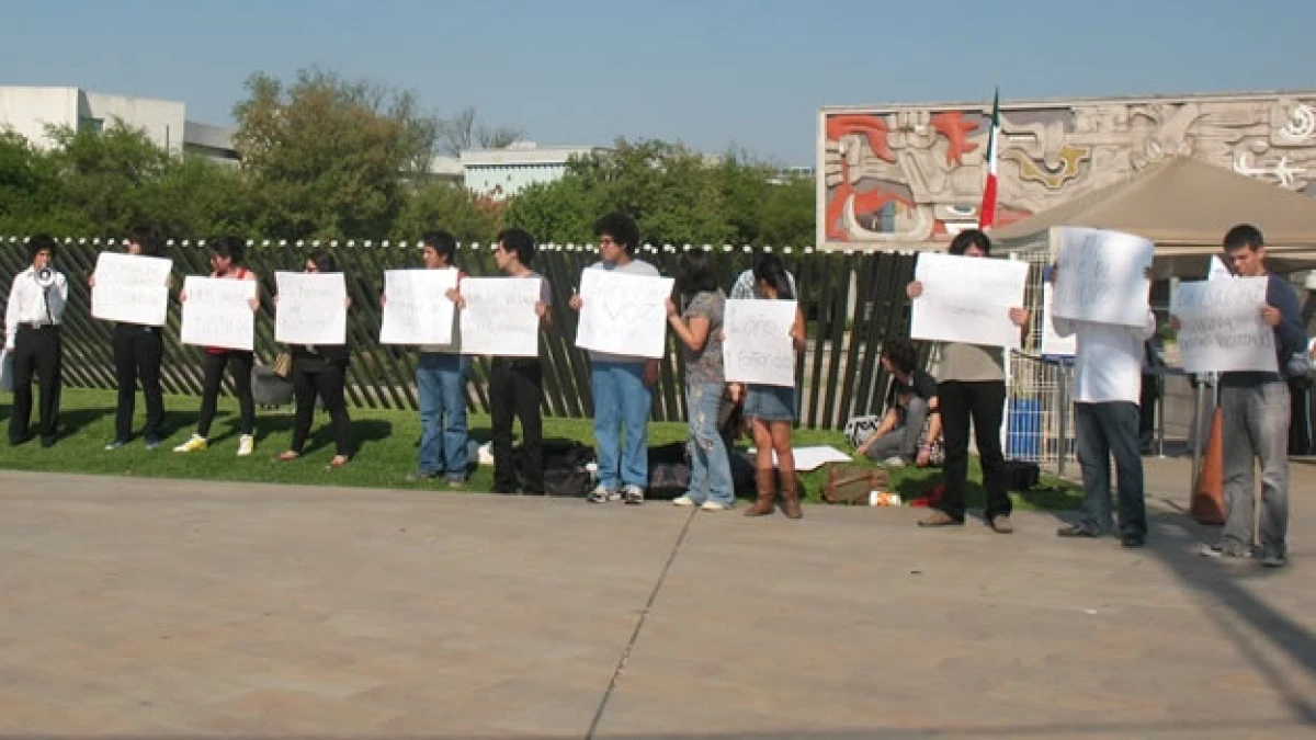 Estudiantes del Tec de Monterrey recuerdan el asesinato de dos estudiantes