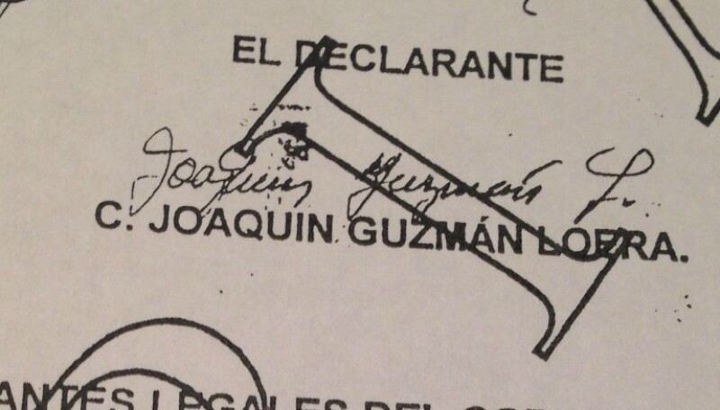 La firma de Guzmán Loera se puede ver en este testimonio de la audiencia del 2000.