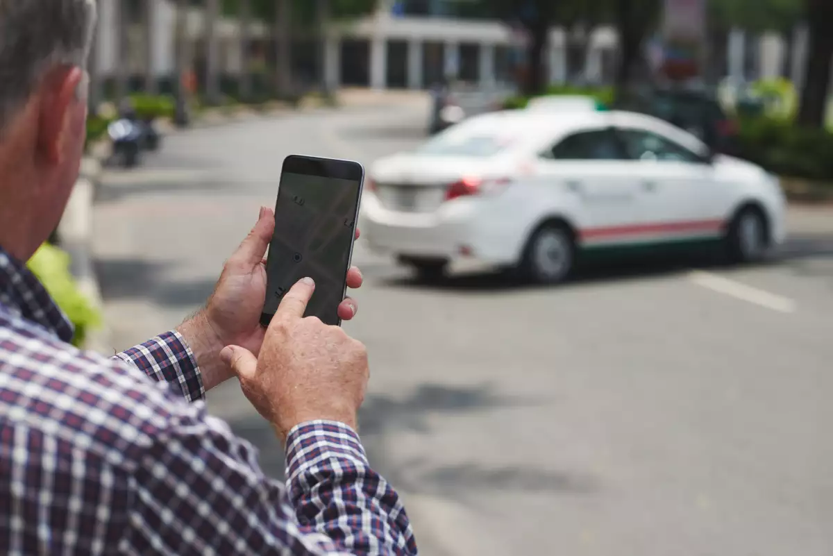 Taxi on demand, en la mira de Softbank