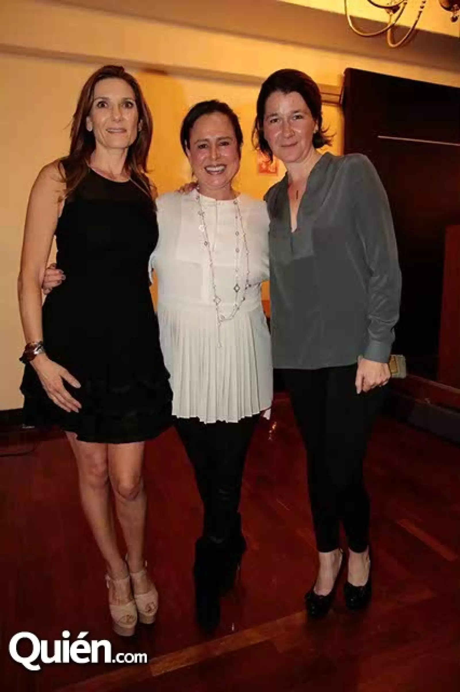Ana Rosa Urrea,Marlene Van y Sofía Buch
