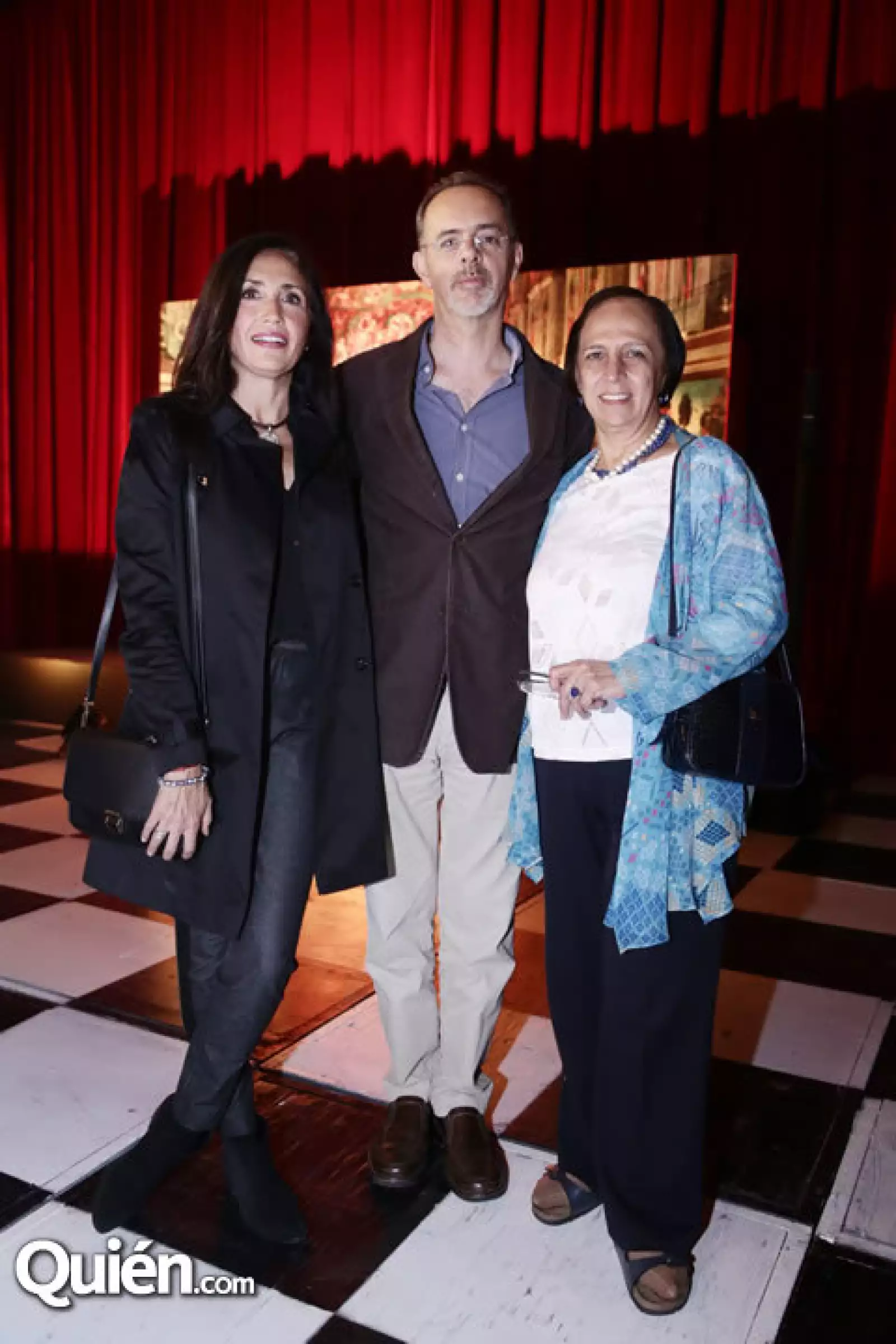 Gaby Betancourt,Carlos Betancourt y Bertha Cea