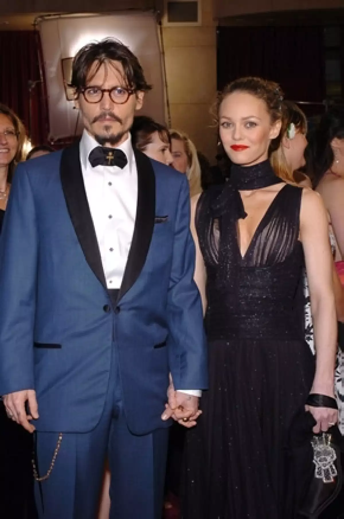 El actor, a pesar de no haberse casado con la actriz y cantante francesa, prefiere terminar todo sin problemas y así evitar una batalla legal.