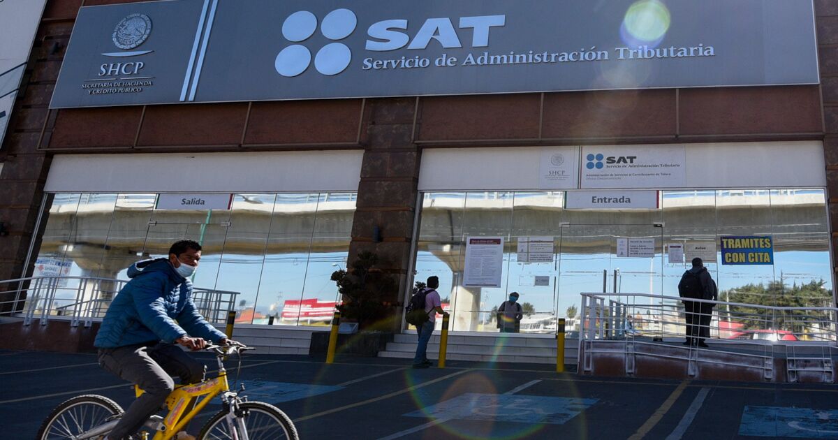 The SAT site is saturated on the last day to give notice about the RIF