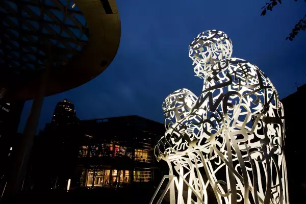 Roots, 2014, Toranomon Hills, Tokyo.jpg