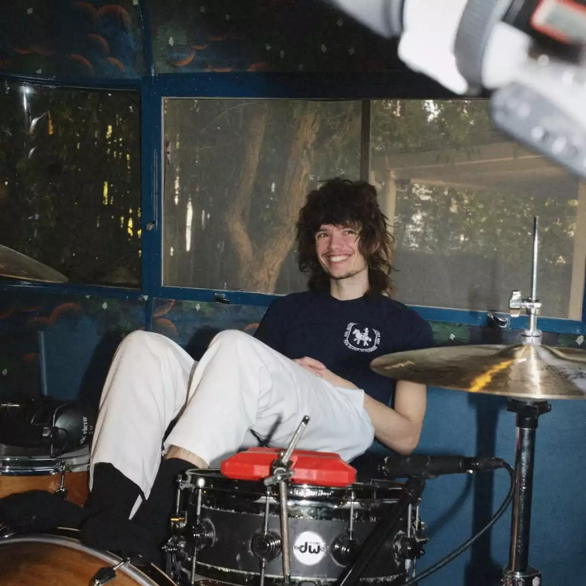 El músico Maxx Morando novio de Miley Cyrus