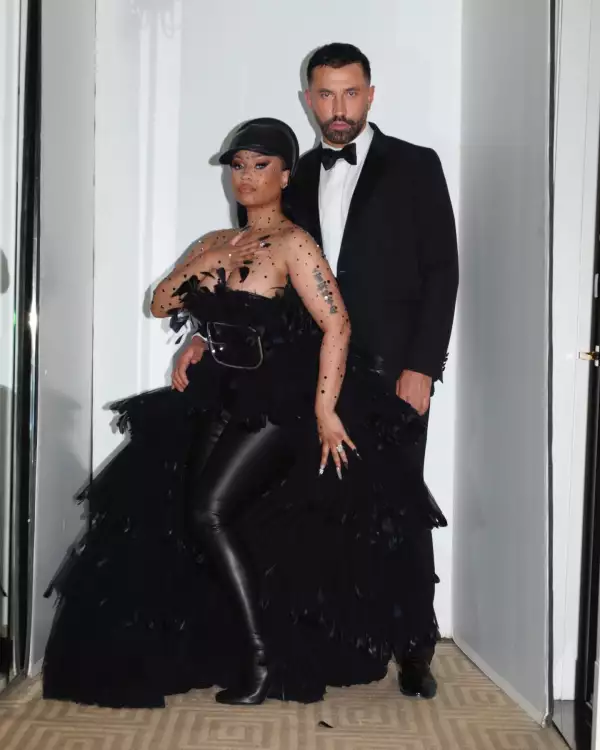 burberry riccardo tisci nicki minaj