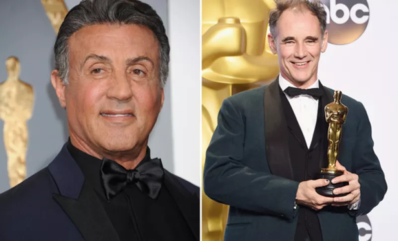 Uno de los momentos más inesperados de la noche, fue cuando el actor que dio vida a Rocky perdiera en la categoría Mejor Actor de Reparto de los Oscar.