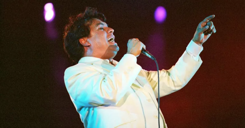 juan-Gabriel-Proyeccion-Concierto.jpg