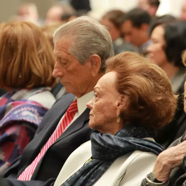 HOMENAJE A MARIE THÉRÈSE HERNAND DE ARANGO