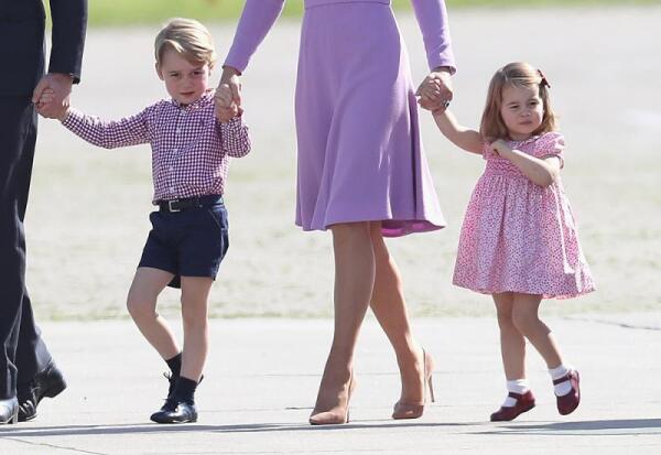 Príncipe George y Charlotte