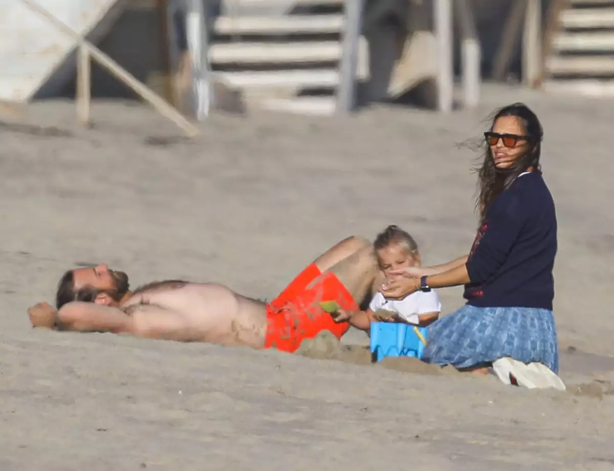 PREMIUM EXC Bradley Cooper and Jennifer Garner