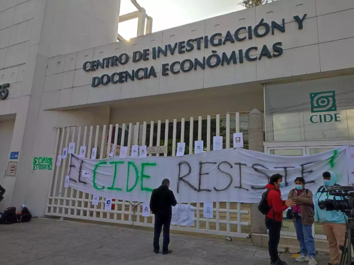 CIDE protesta