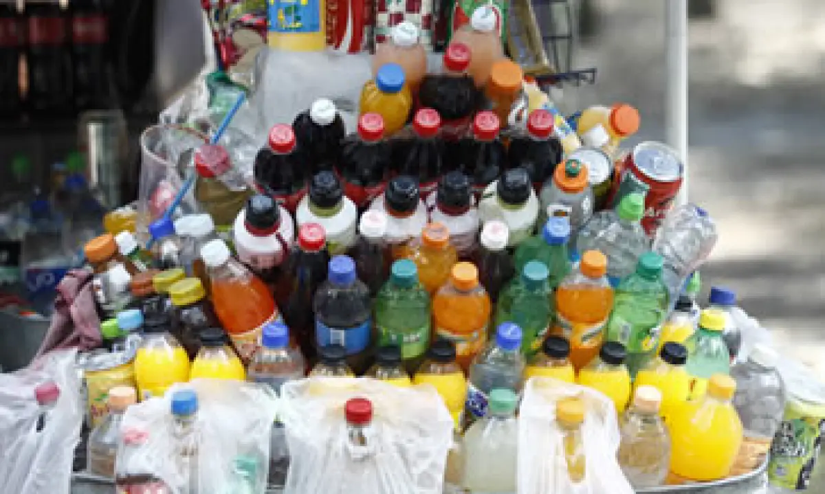 Modifican impuesto a bebidas azucaradas