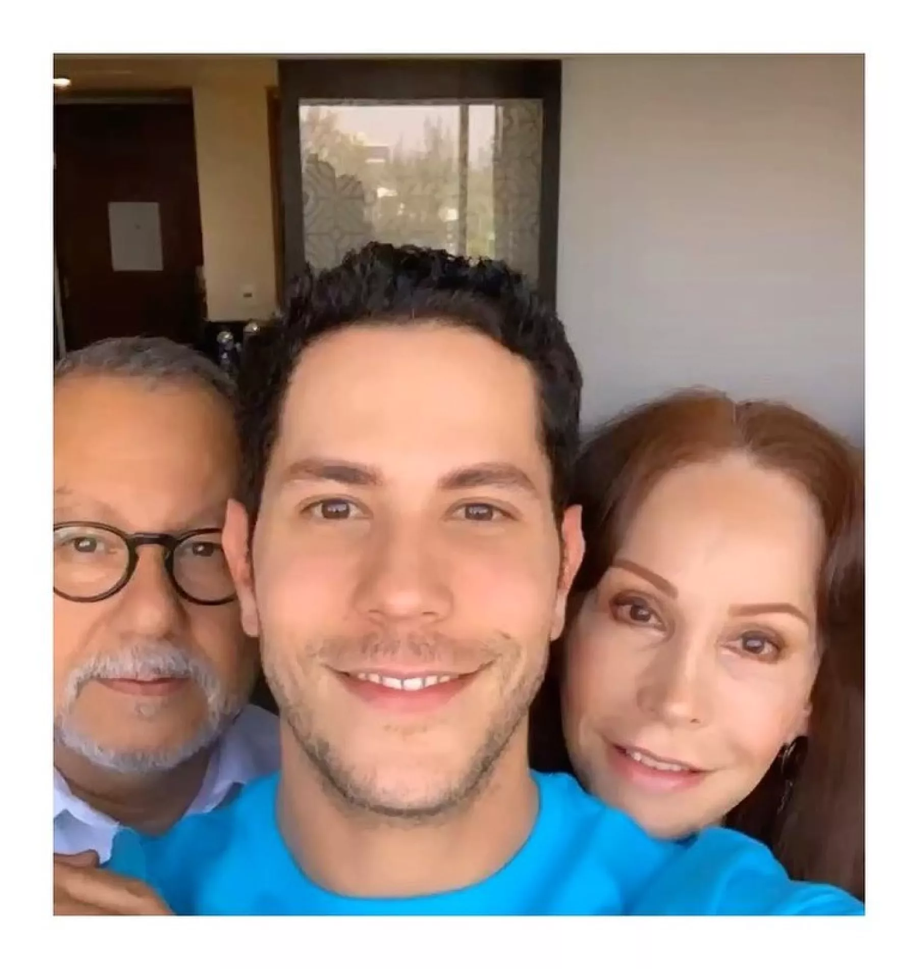 José Luis Chávez, Christian Chávez y Oliva Garza.
