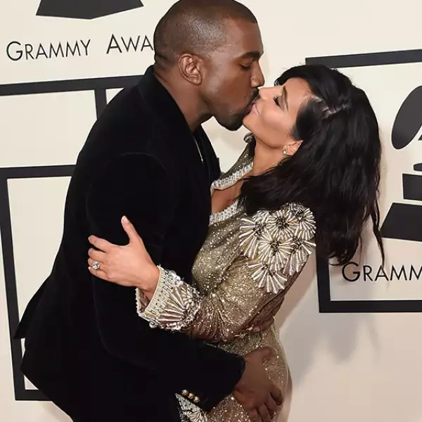 Podrán decir lo que quieran de esta polémica pareja, pero es un hecho que Kanye West y Kim Kardashian no pueden dejar de demostrarse su afecto.
