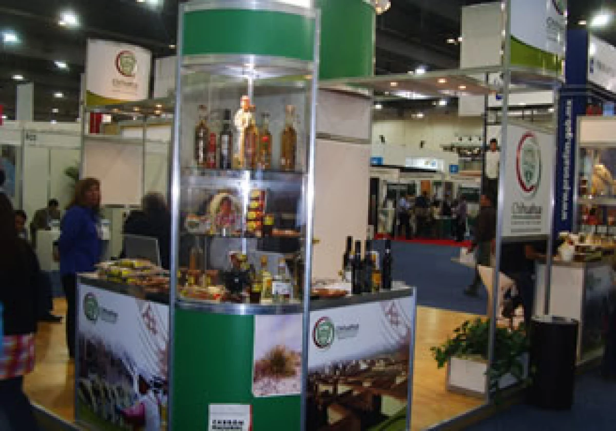 El Gobierno del Estado de Chihuahua apoyó a 18 productores regionales para que asistieran al evento empresarial. (Foto: Cortesia)
