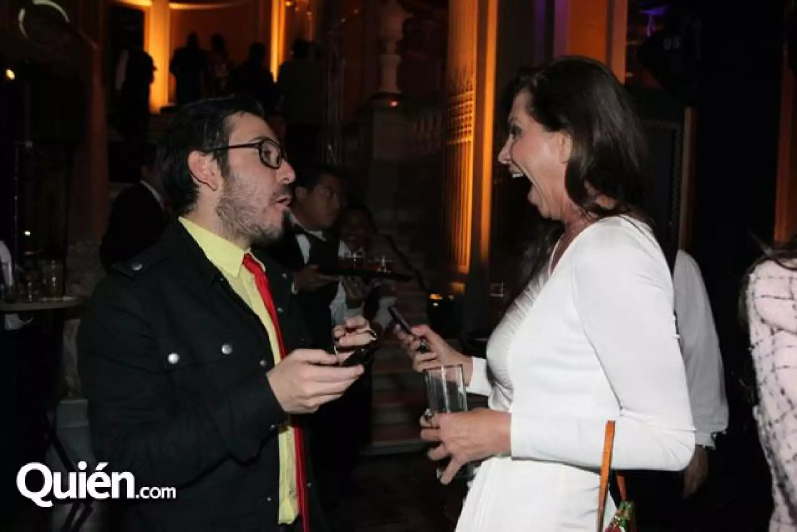 Gabriel Ibarzabal,Glenda Reyna