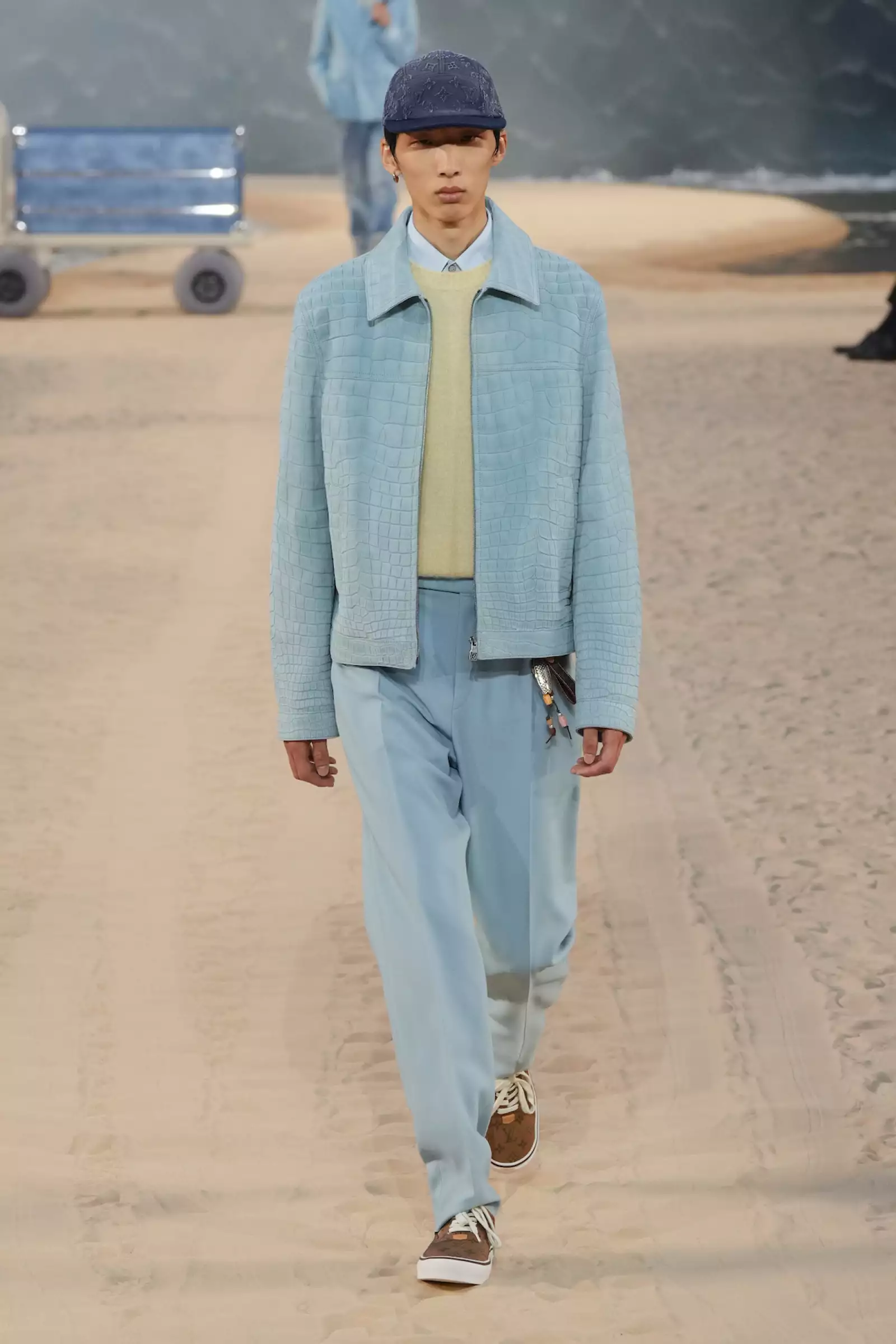 Vuitton m S27 054.jpg