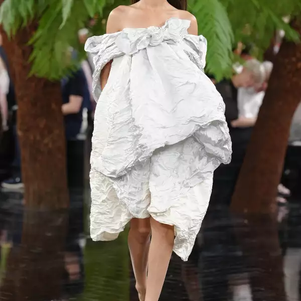 Christian Dior HC F26 011.jpg