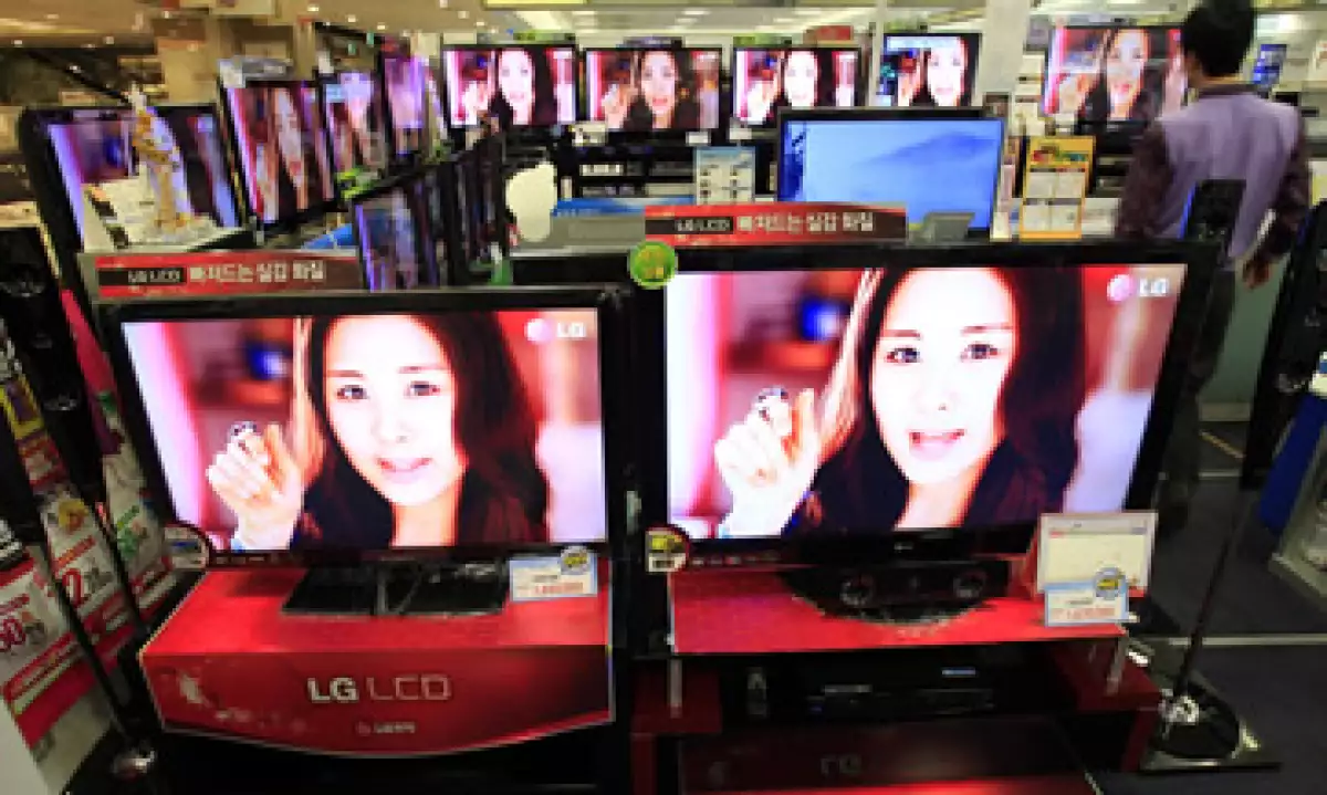 La supuesta fijación de precios encareció el costo de televisores y computadoras. (Foto: AP)
