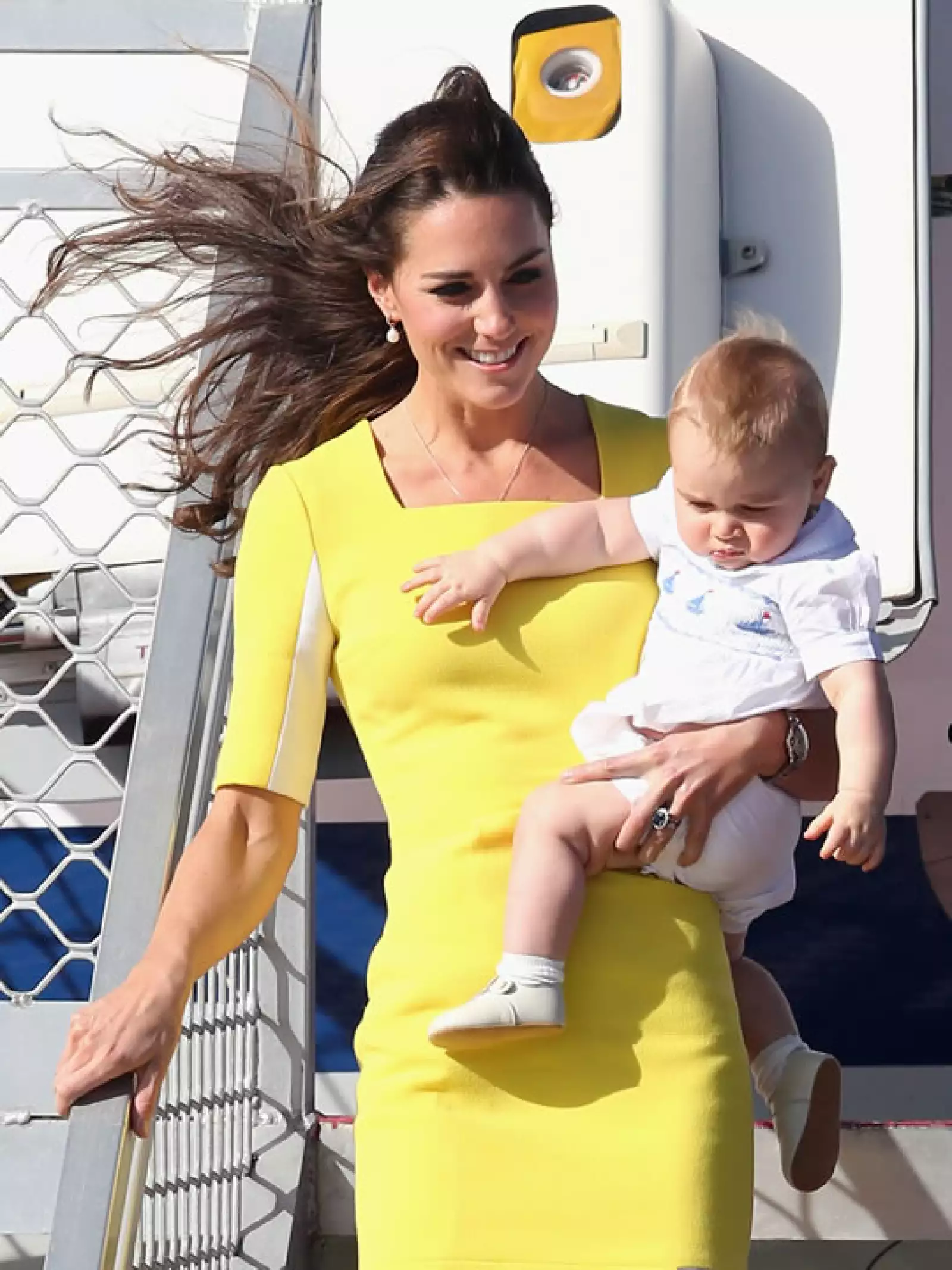 Todo lo que se ponga Baby George se agota, desde pantalones hasta zapatos.