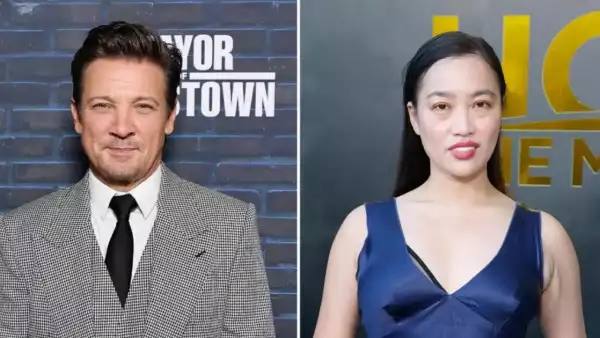 Jeremy Renner y Yi Zhou